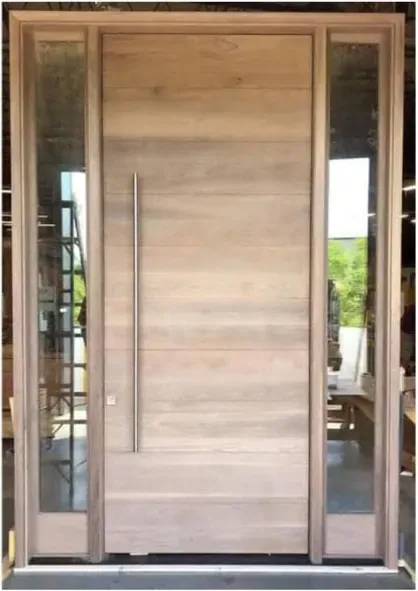 Puerta exterior, roble claro, hoja de madera, acristalado y laterales a pedido (EX-094)