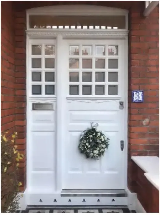 Puerta exterior, roble claro, hoja de madera, acristalado y laterales a pedido (EX-118)