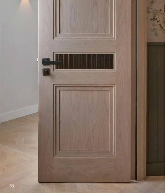 Oak panelled door with reeded insert, white oak, clear lacquer (ID-03)