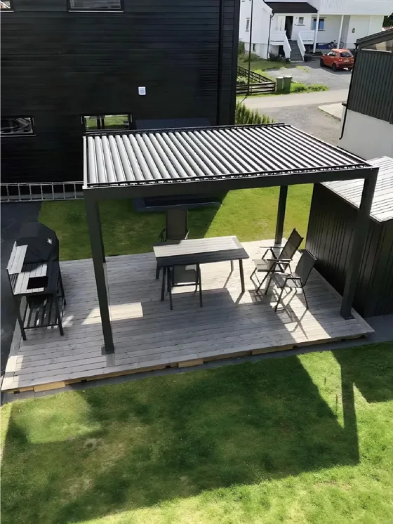 Deck-mounted pergola, aluminium frame, louvre roof (PG-04)